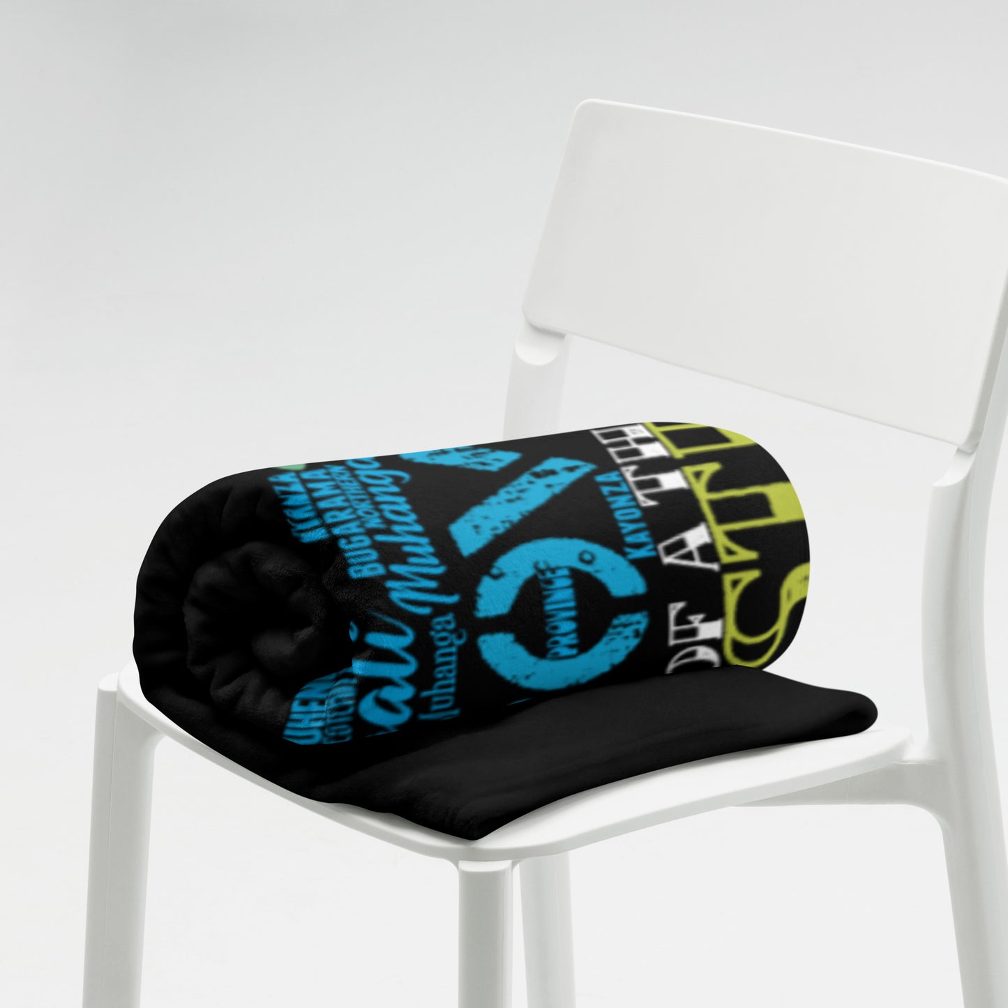 The Land of a Thousand Hills - PROUD AFRICAN - Throw Blanket