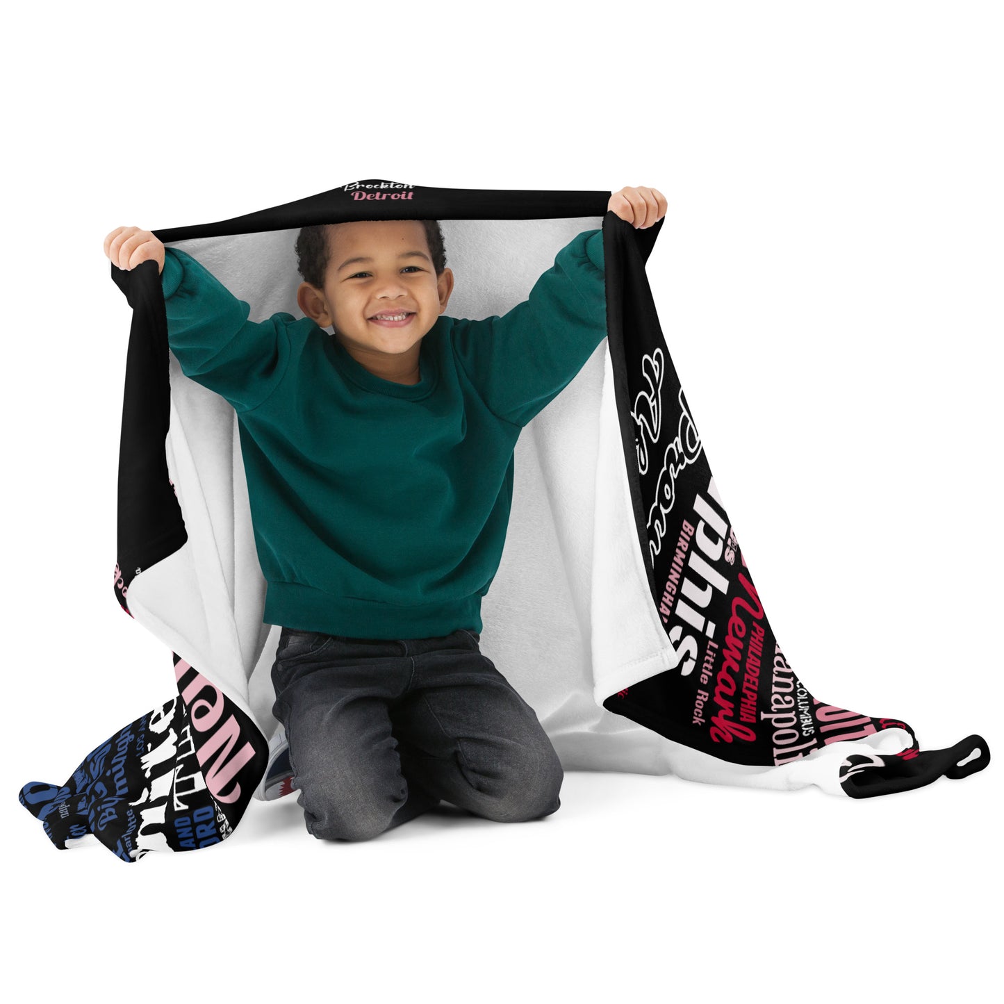 The Land of The Brave - PROUD AFRICAN - Throw Blanket