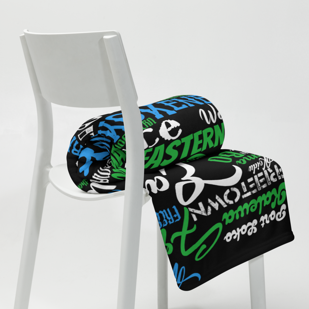 Mountain Lions Of Africa - PROUD AFRICAN - Throw Blanket