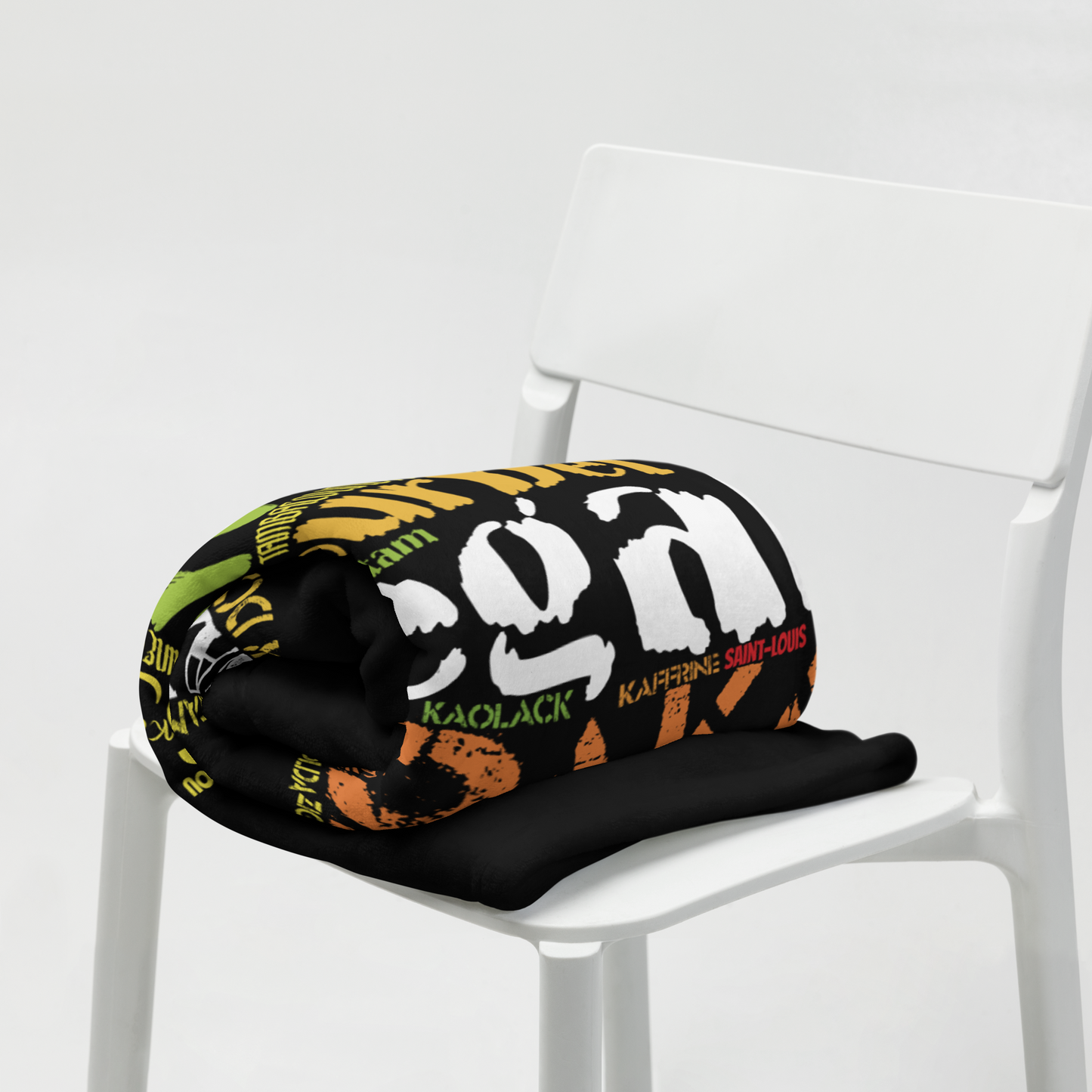 Gateway To Africa - PROUD AFRICAN - Throw Blanket