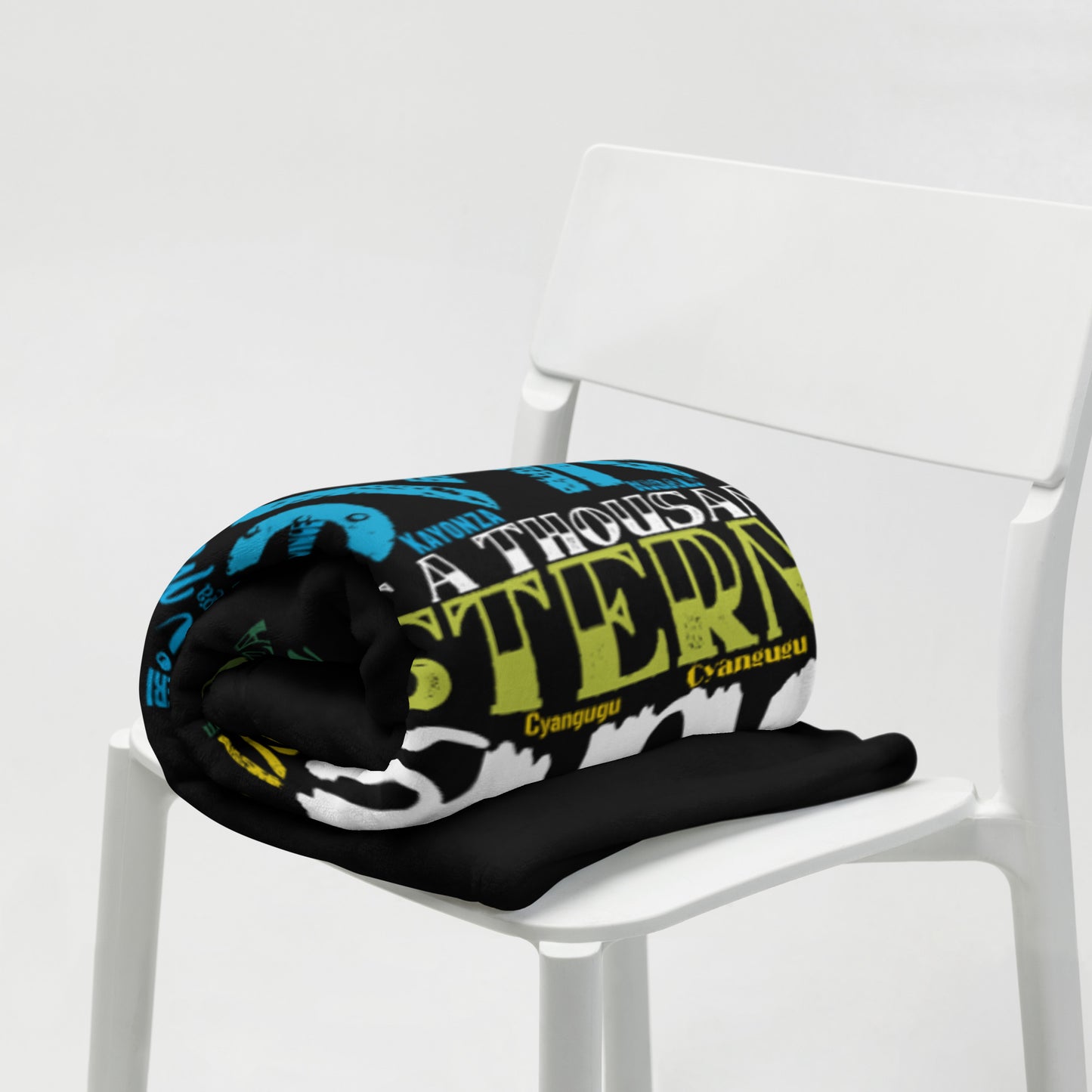 The Land of a Thousand Hills - PROUD AFRICAN - Throw Blanket